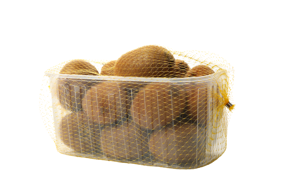 plastic container with ripe kiwi, retail packaging option .png